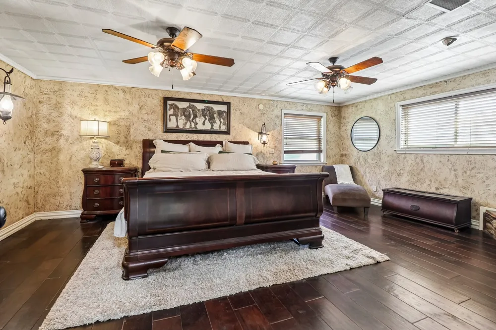 111 Vz County Road 4133 Canton, TX 75103