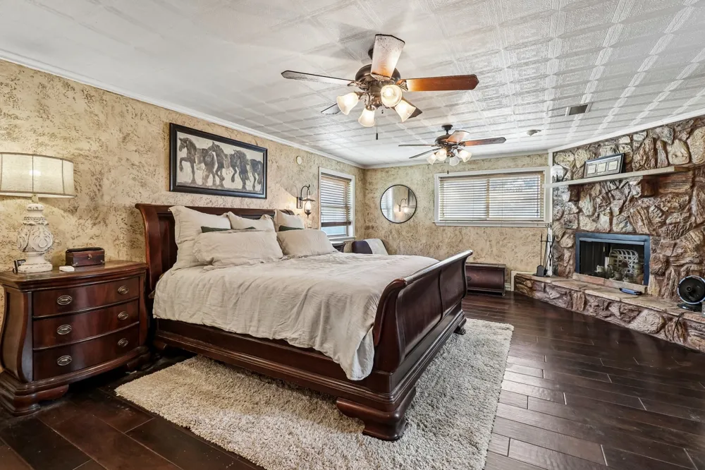111 Vz County Road 4133 Canton, TX 75103