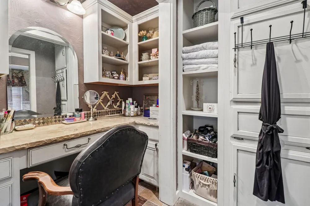 111 Vz County Road 4133 Canton, TX 75103