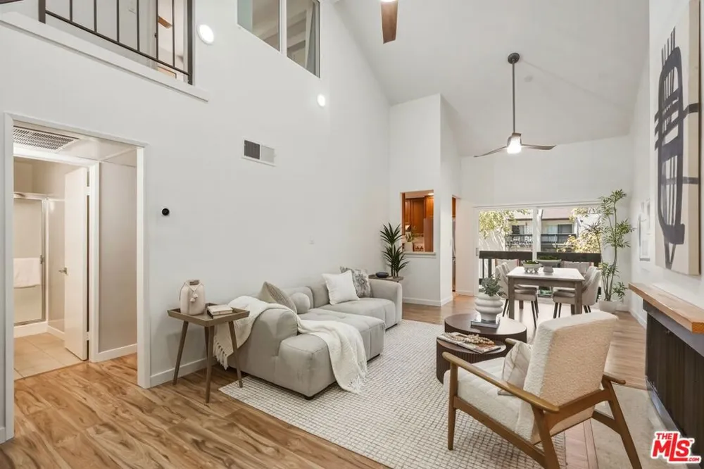 7306 Summertime Lane Culver City, CA 90230