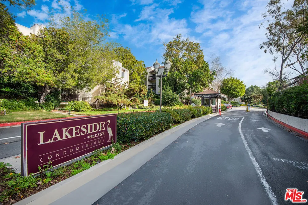 7306 Summertime Lane Culver City, CA 90230