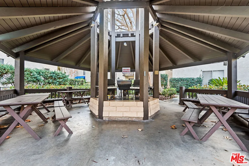 7306 Summertime Lane Culver City, CA 90230