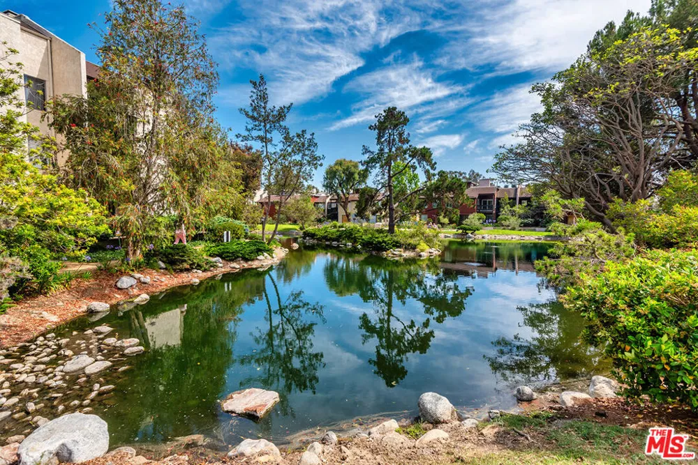 7306 Summertime Lane Culver City, CA 90230