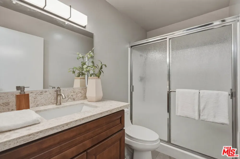7306 Summertime Lane Culver City, CA 90230