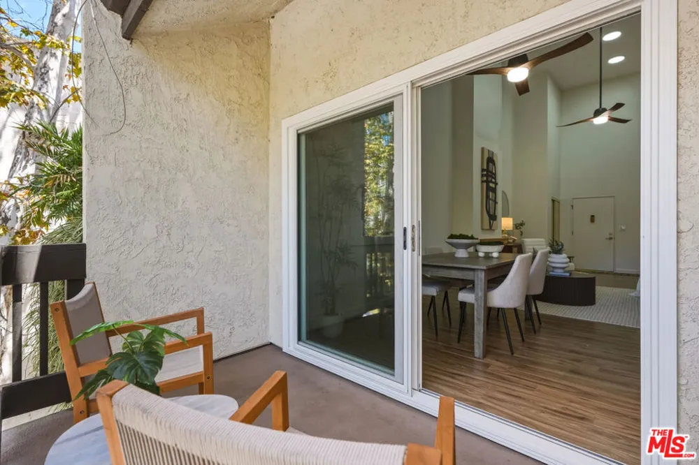 7306 Summertime Lane Culver City, CA 90230