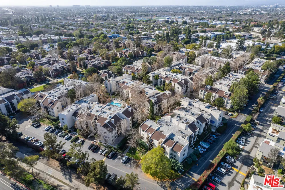 7306 Summertime Lane Culver City, CA 90230