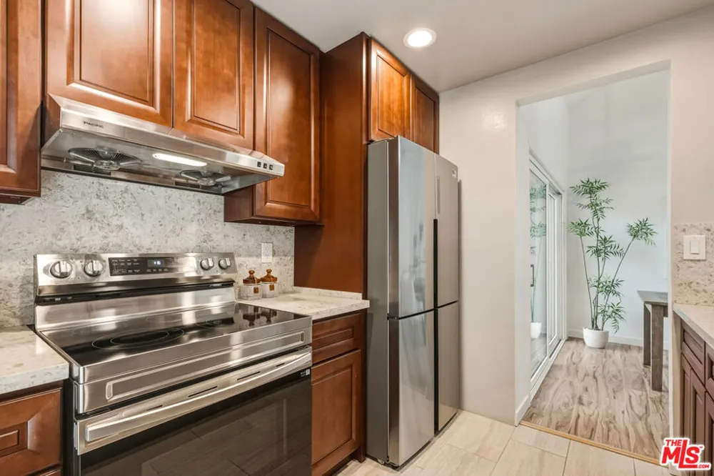 7306 Summertime Lane Culver City, CA 90230