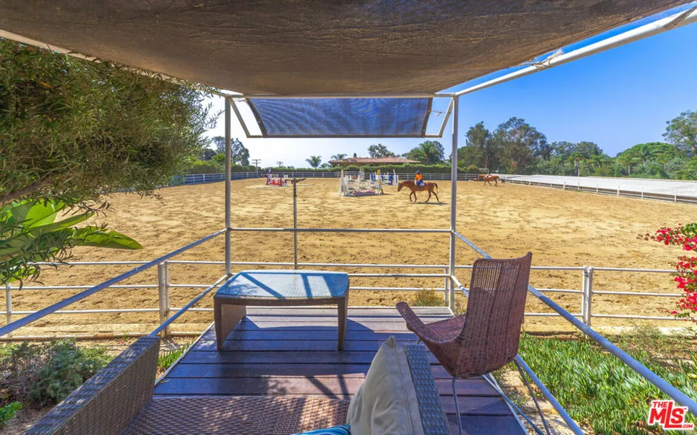27355 Pacific Coast Highway Malibu, CA 90265