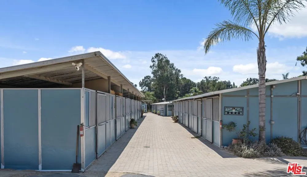27355 Pacific Coast Highway Malibu, CA 90265
