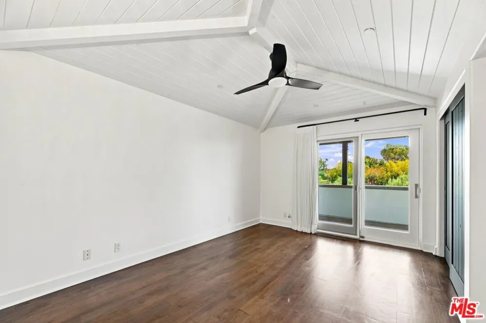 27355 Pacific Coast Highway Malibu, CA 90265