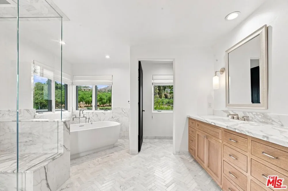 27355 Pacific Coast Highway Malibu, CA 90265