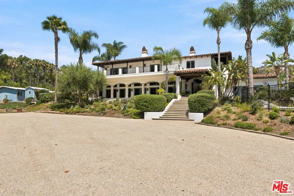 27355 Pacific Coast Highway Malibu, CA 90265