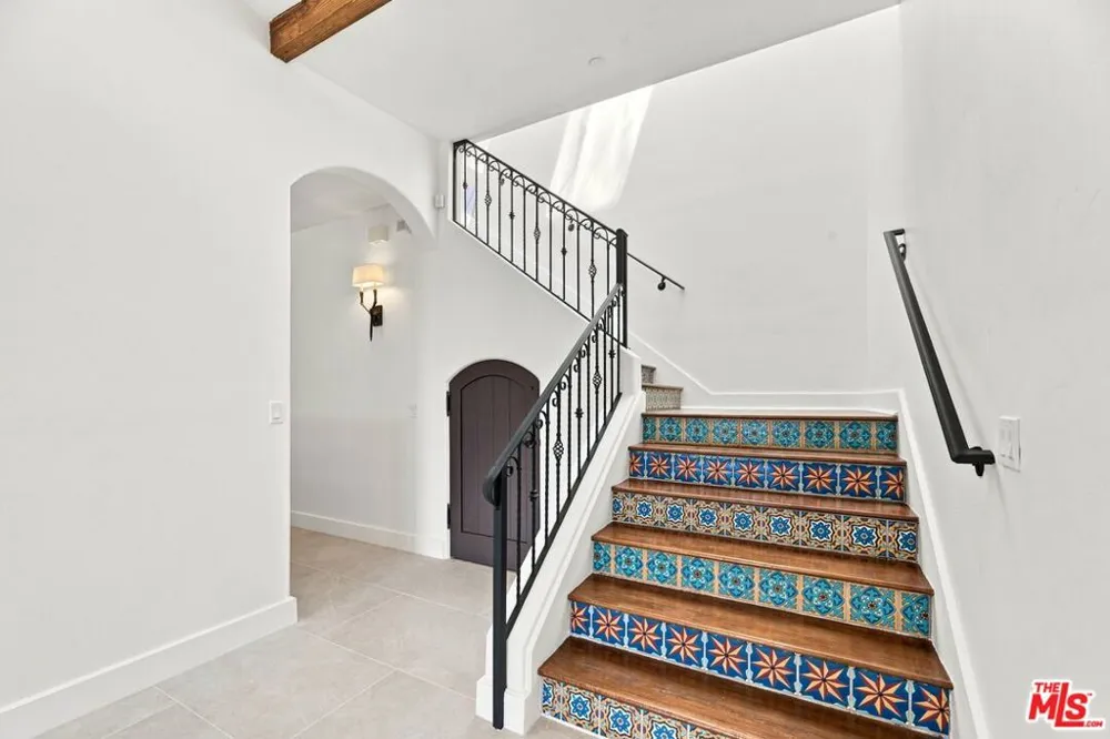 27355 Pacific Coast Highway Malibu, CA 90265