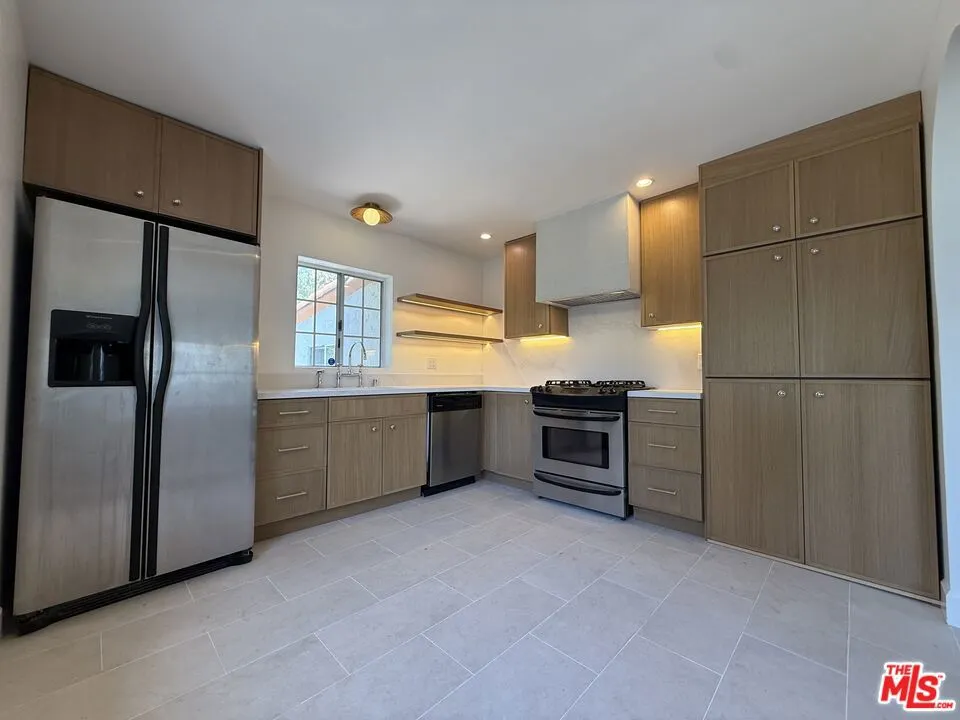 27355 Pacific Coast Highway Malibu, CA 90265