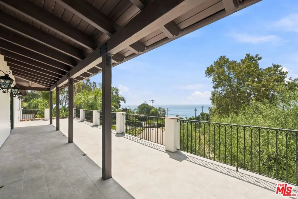 27355 Pacific Coast Highway Malibu, CA 90265