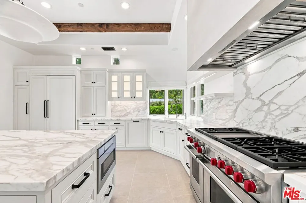 27355 Pacific Coast Highway Malibu, CA 90265