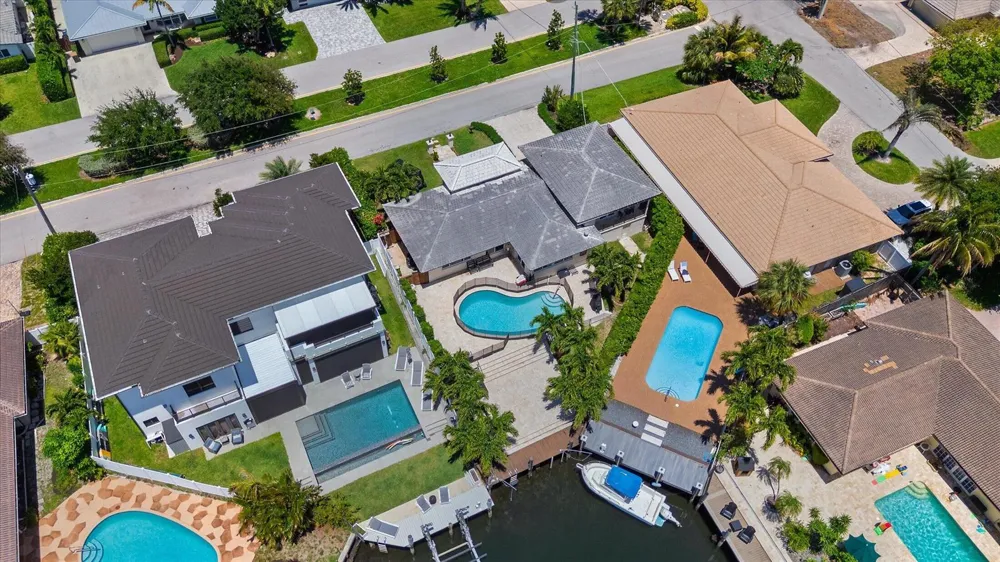 2948 NE 35th Court Lighthouse Point, FL 33064