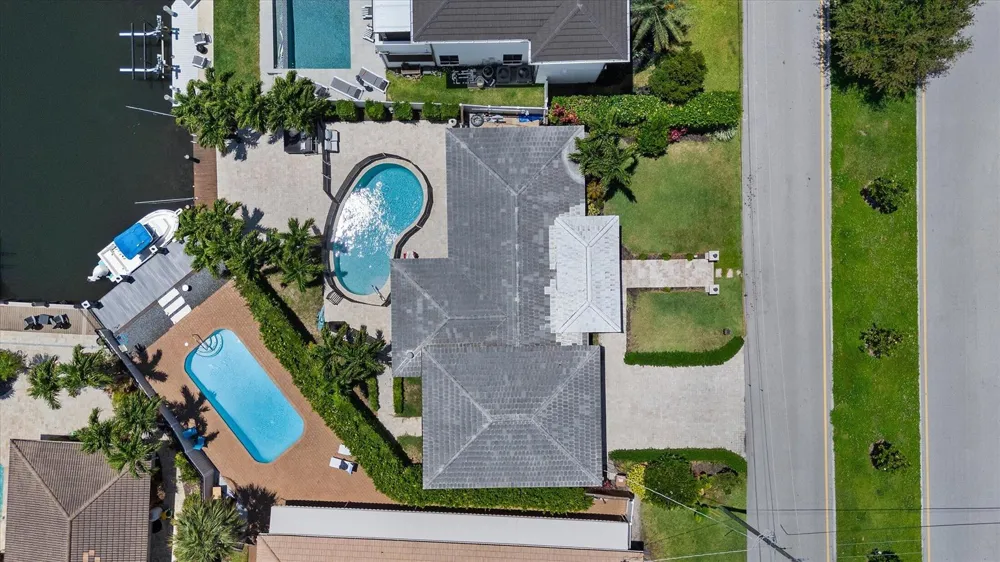 2948 NE 35th Court Lighthouse Point, FL 33064
