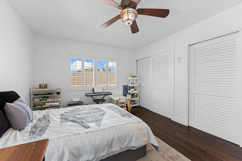 2948 NE 35th Court Lighthouse Point, FL 33064