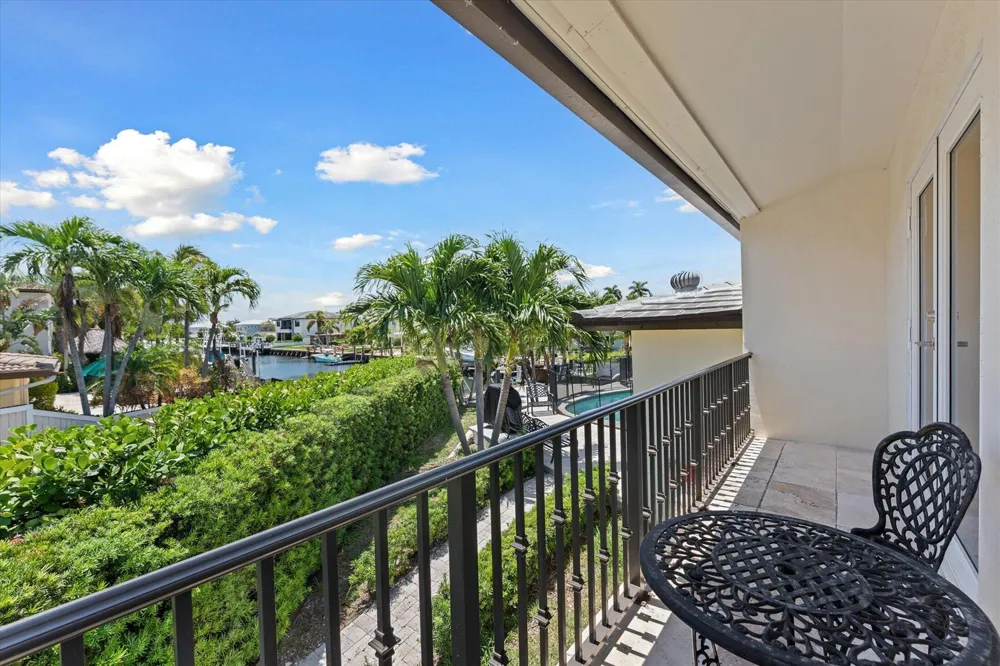 2948 NE 35th Court Lighthouse Point, FL 33064