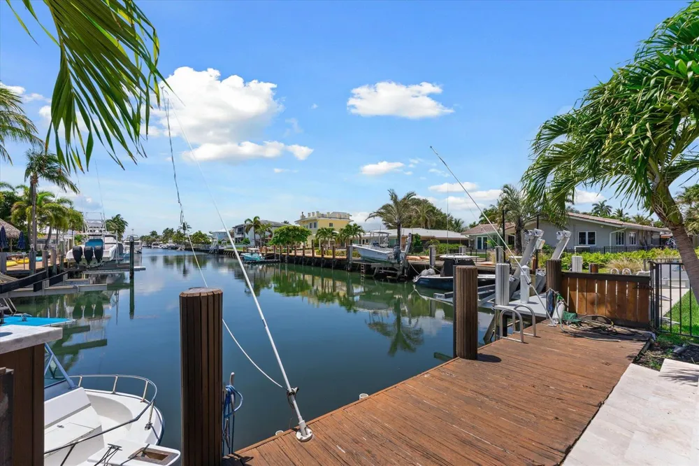 2948 NE 35th Court Lighthouse Point, FL 33064