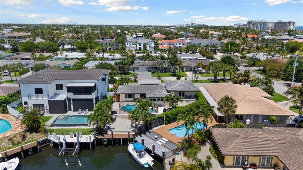 2948 NE 35th Court Lighthouse Point, FL 33064