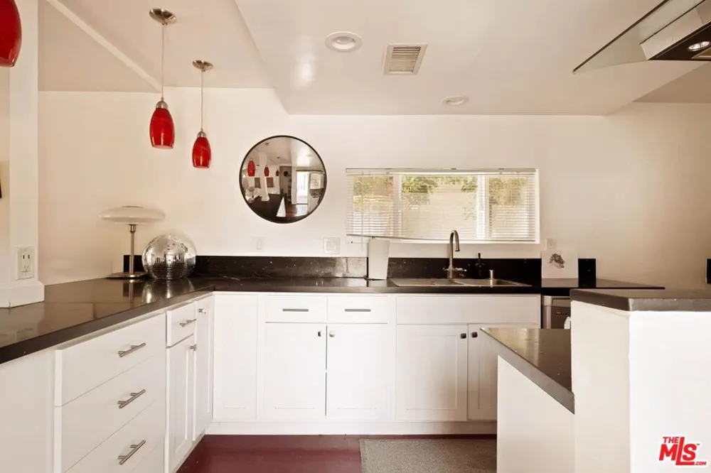 5815 Franklin Avenue Los Angeles, CA 90028