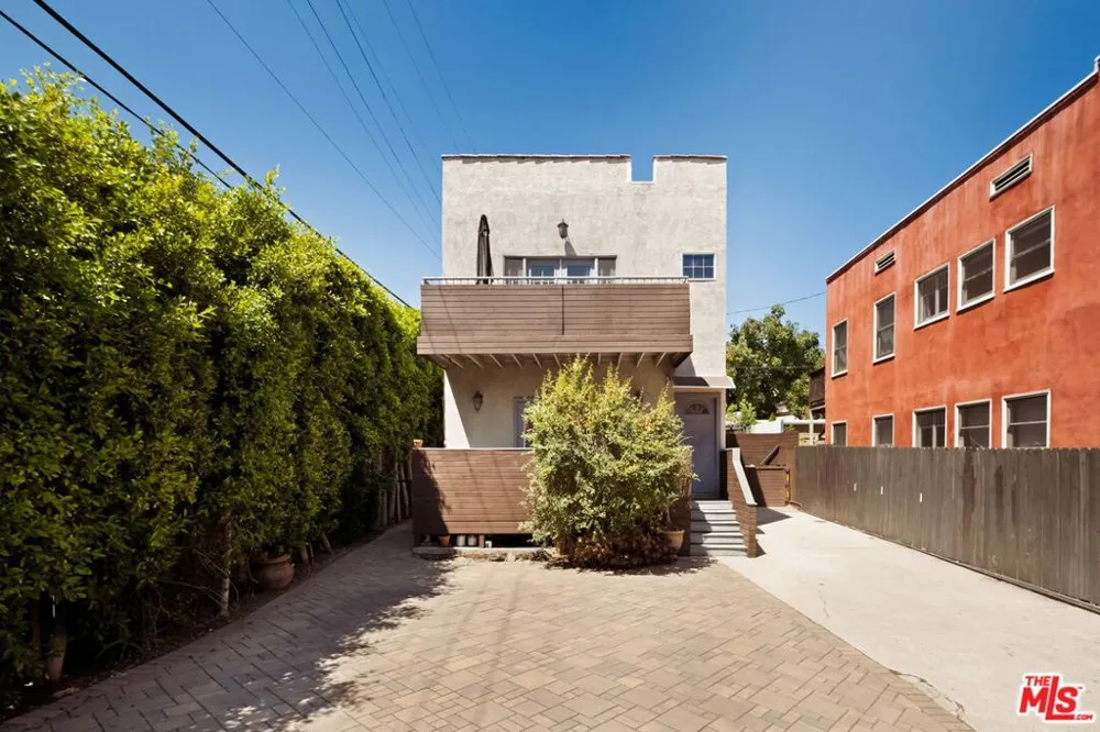 5815 Franklin Avenue Los Angeles, CA 90028