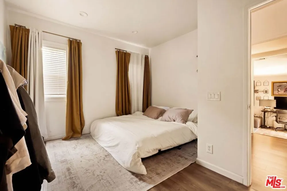 5815 Franklin Avenue Los Angeles, CA 90028