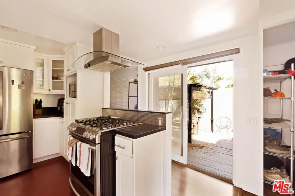 5815 Franklin Avenue Los Angeles, CA 90028