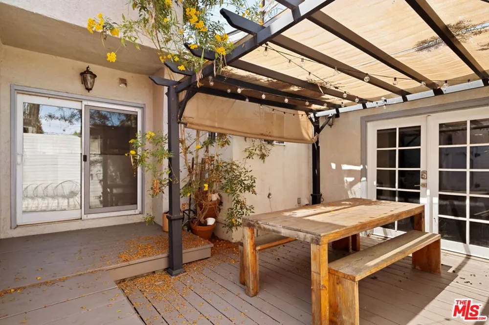 5815 Franklin Avenue Los Angeles, CA 90028