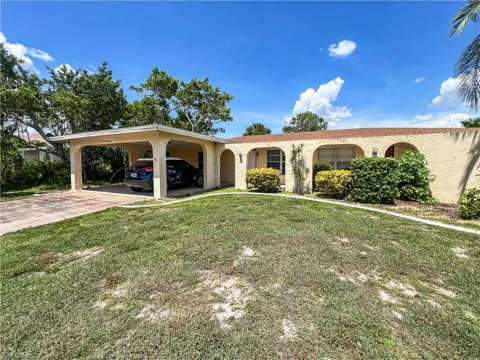 4511 SE 5th Place #A