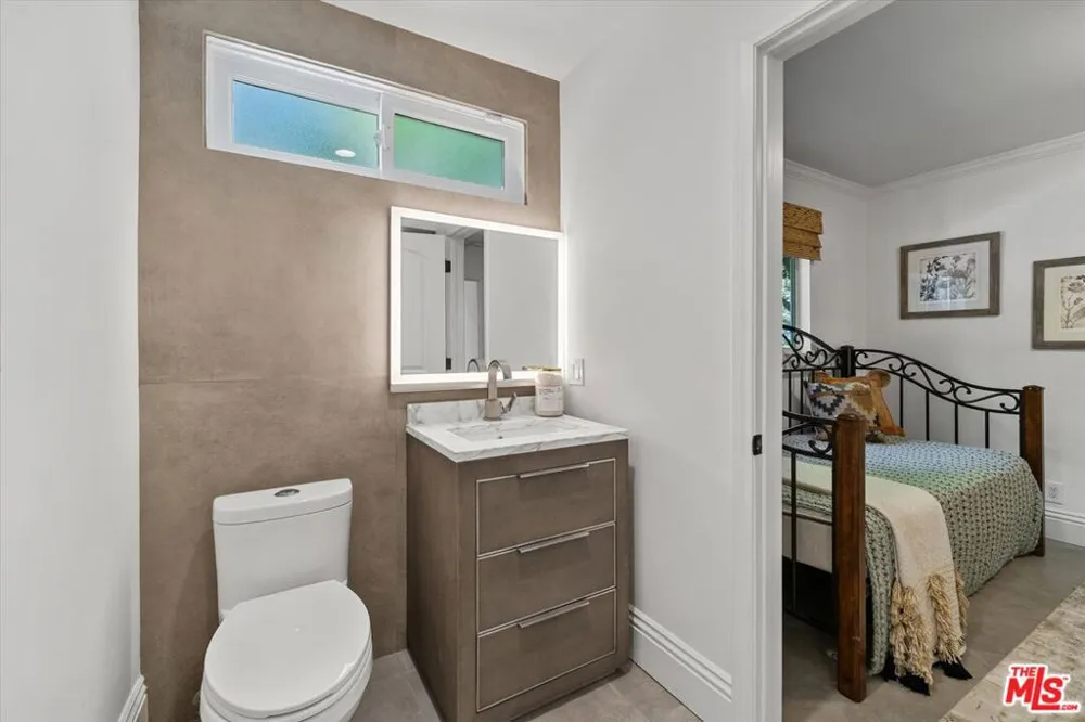 3171 Abington Drive Los Angeles, CA 90210
