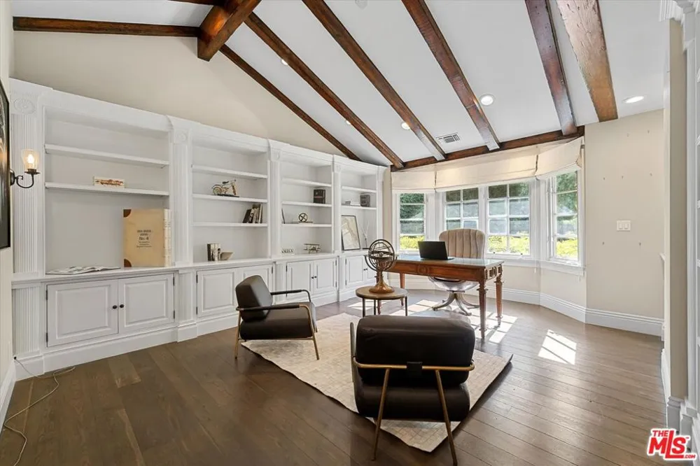 3171 Abington Drive Los Angeles, CA 90210