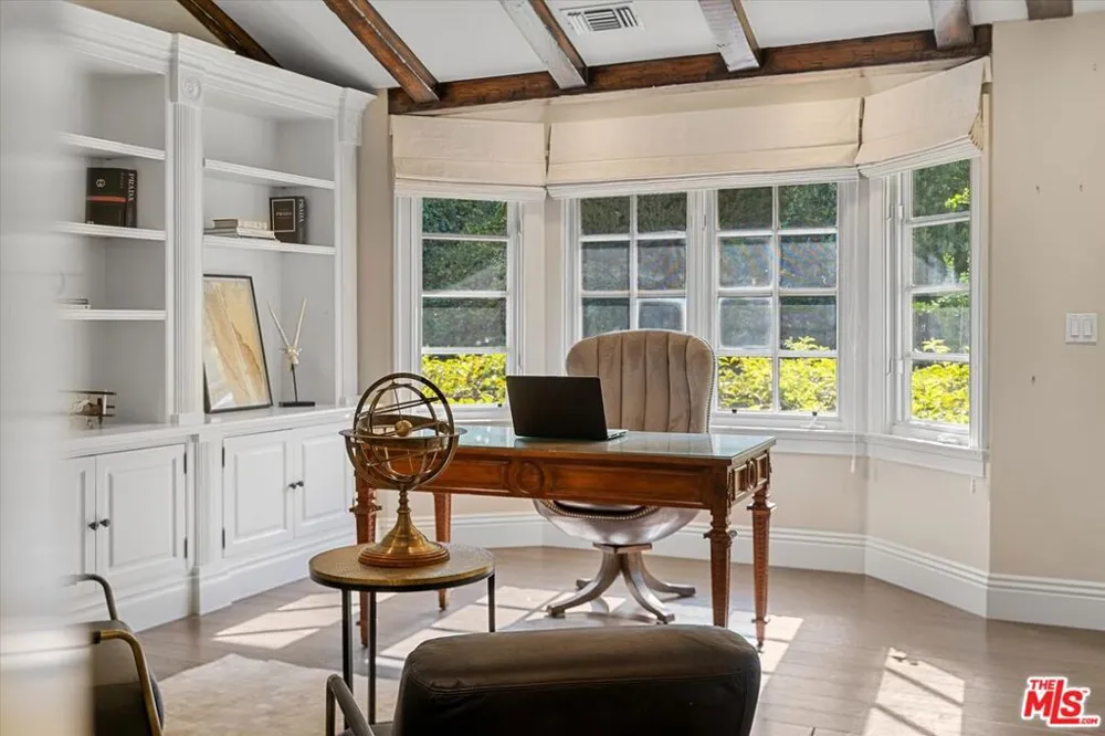 3171 Abington Drive Los Angeles, CA 90210