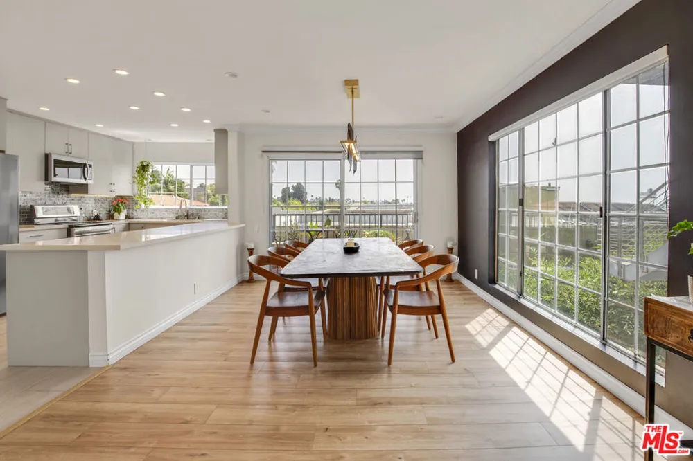 8490 Fountain Avenue #203 West Hollywood, CA 90069