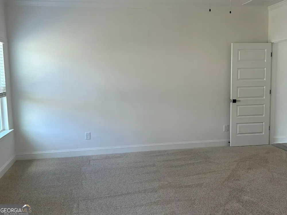 1037 Holliday Pass Griffin, GA 30223