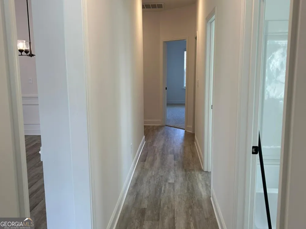 1037 Holliday Pass Griffin, GA 30223