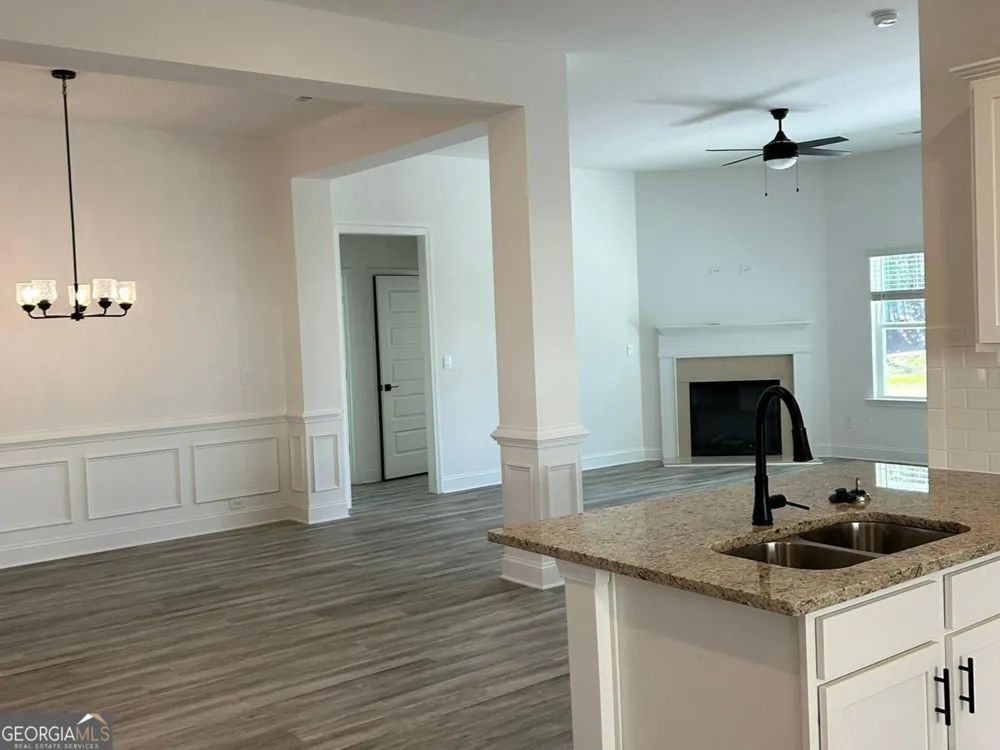 1037 Holliday Pass Griffin, GA 30223