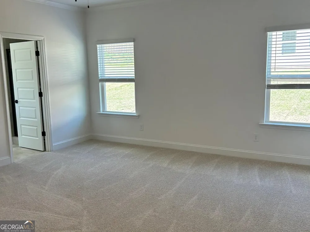 1037 Holliday Pass Griffin, GA 30223