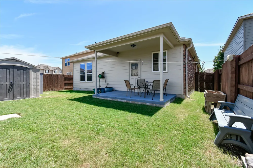 120 Palm Drive Buda, TX 78610