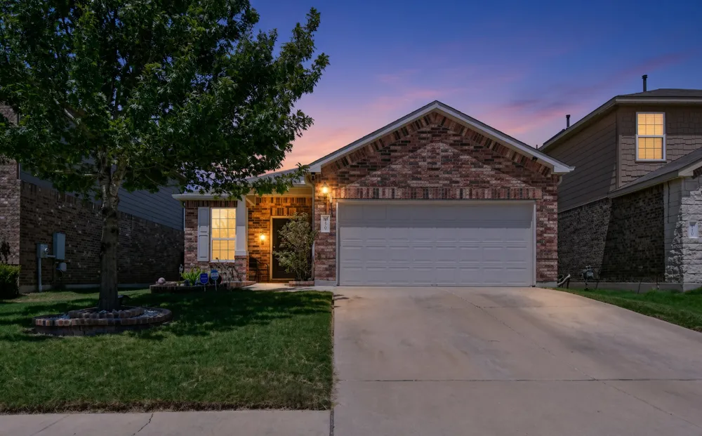120 Palm Drive Buda, TX 78610