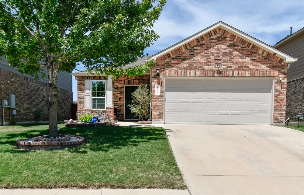 120 Palm Drive Buda, TX 78610