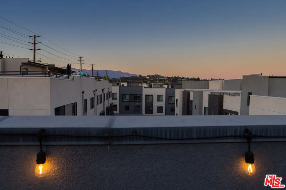 1557 Verbena Way Los Angeles, CA 90041