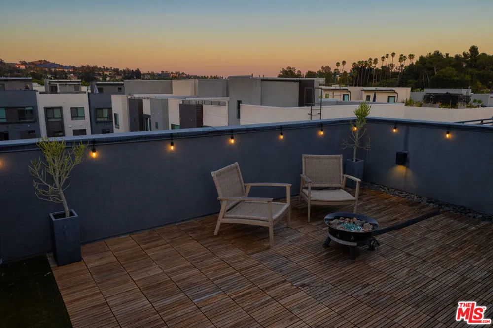 1557 Verbena Way Los Angeles, CA 90041