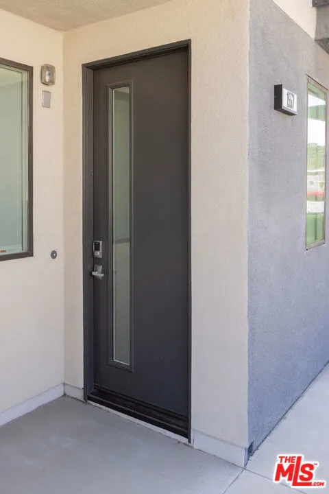 1557 Verbena Way Los Angeles, CA 90041