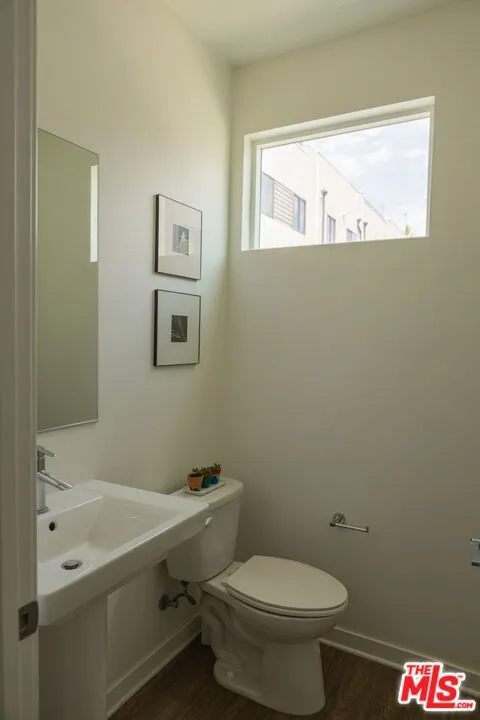 1557 Verbena Way Los Angeles, CA 90041