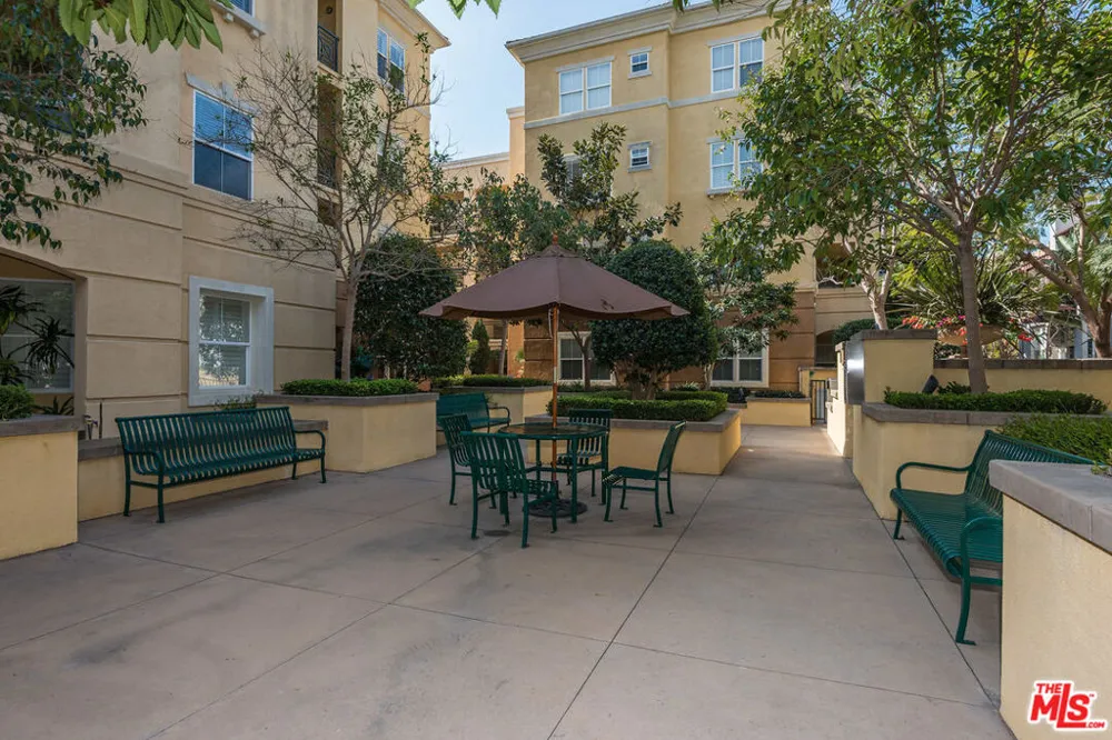 13075 Pacific #317 Playa Vista, CA 90094