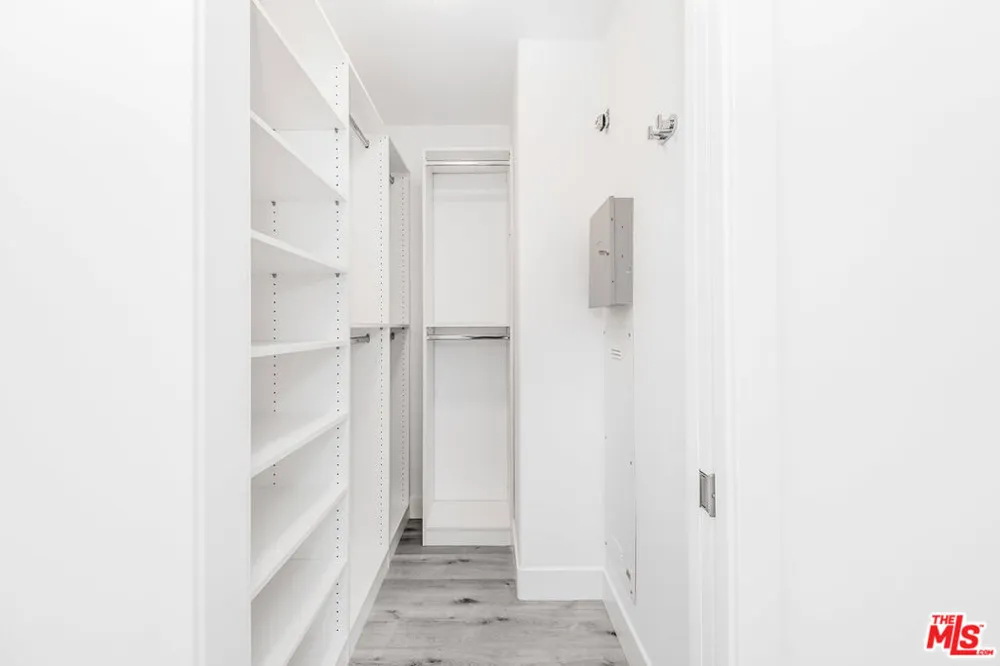 13075 Pacific #317 Playa Vista, CA 90094