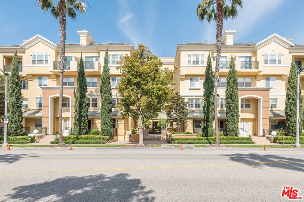 13075 Pacific #317 Playa Vista, CA 90094